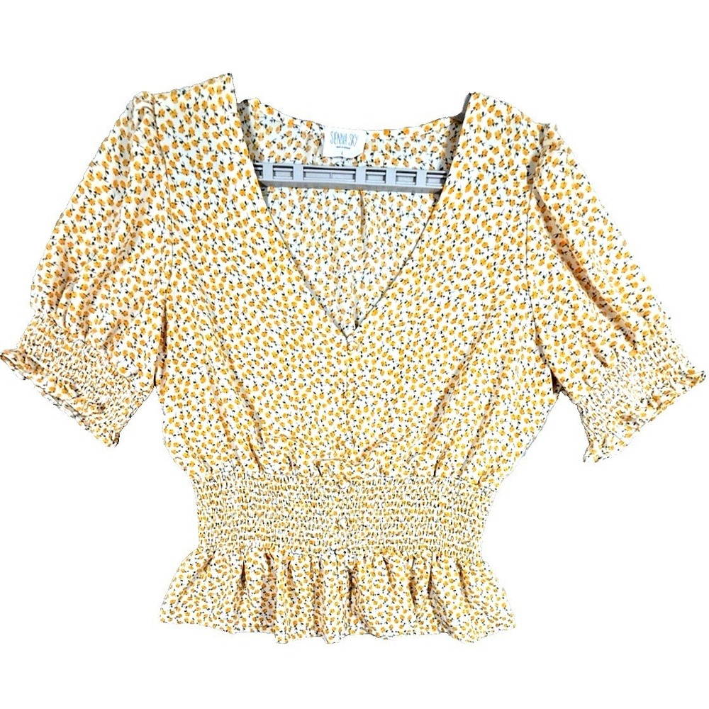 Sienna Sky Womens Babydool Top L Yellow Floral Covered Buttons  Elastic Waist